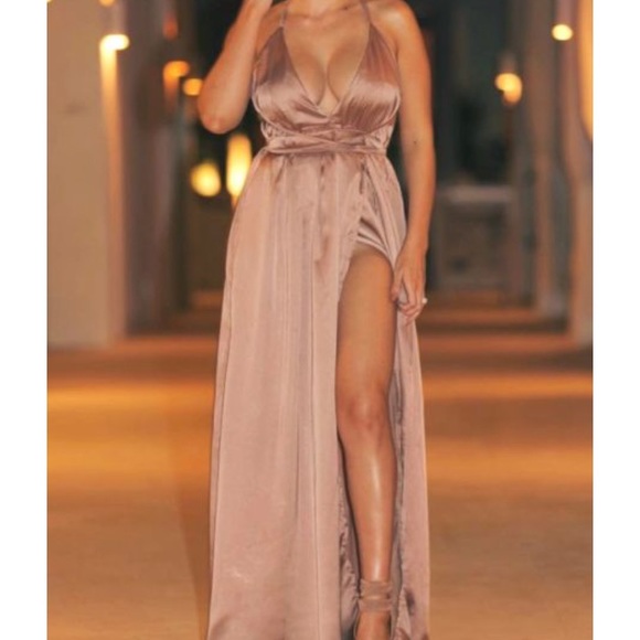 akela maxi dress bronze